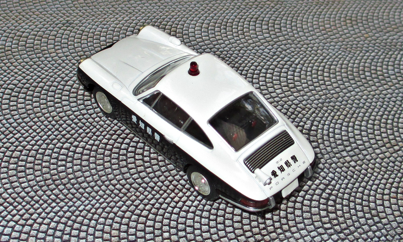 Illustration for article titled Happy 70th Porsche - Rising Sun Style